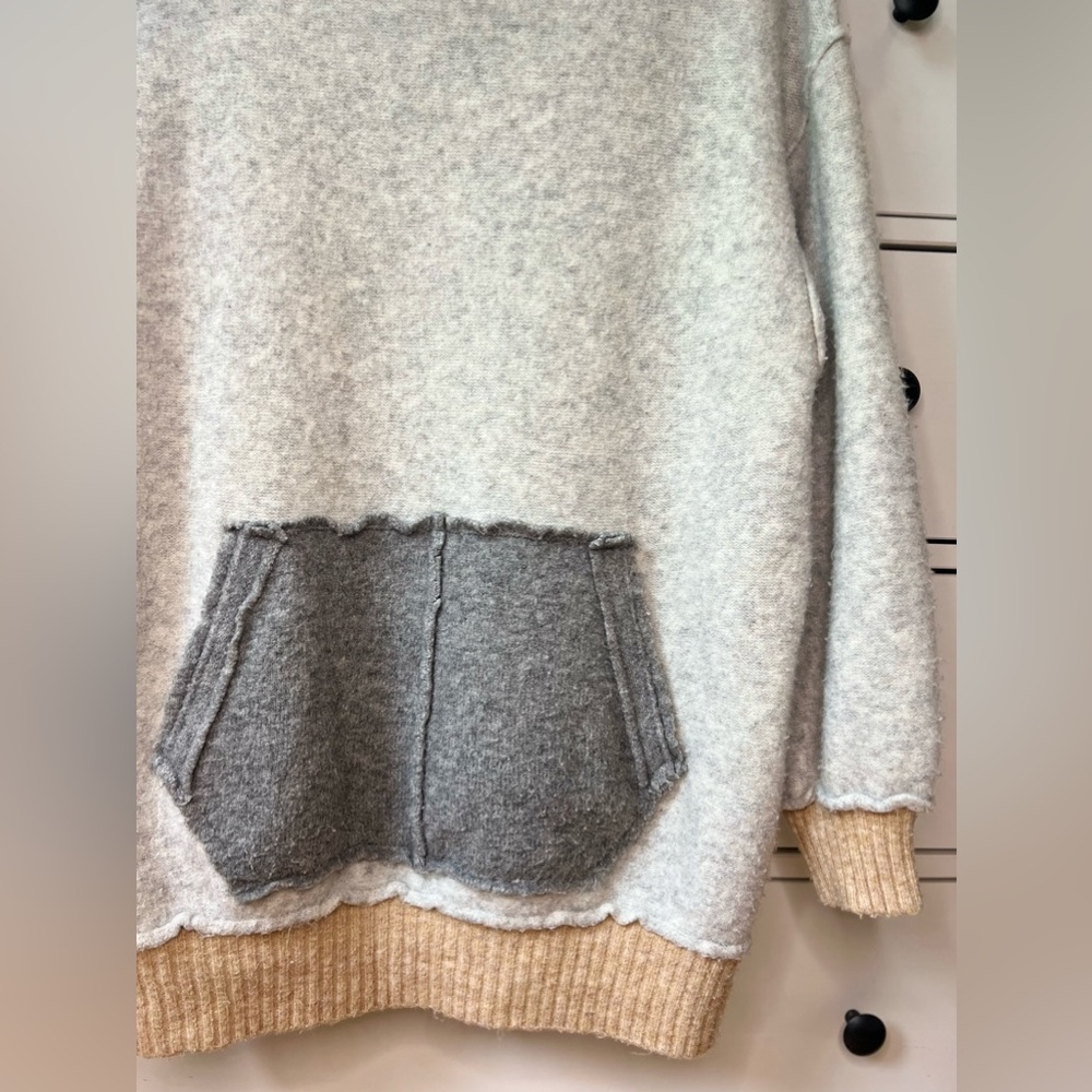 Free People Gray and Cream Hoodie - Picture 14 of 16